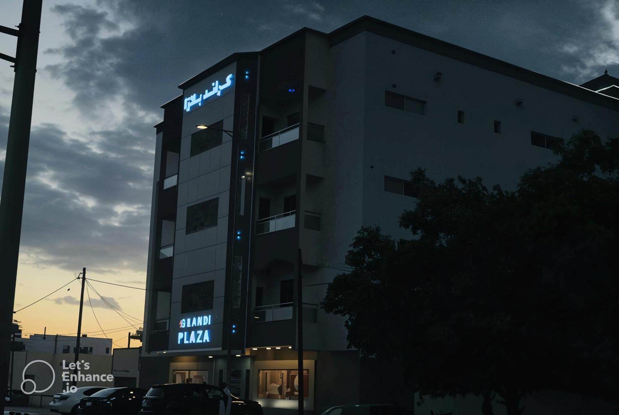 Отель Grand Plaza Нуакшот Экстерьер фото